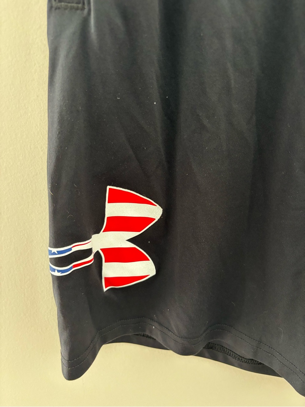 Under Armour Freedom Black Athletic Shorts Men's Size L UA Training Gym Shorts - Picture 2 of 5